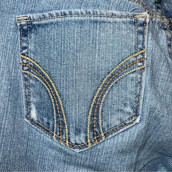 Hollister Cali flare jeans 3 Long - Picture 7 of 9